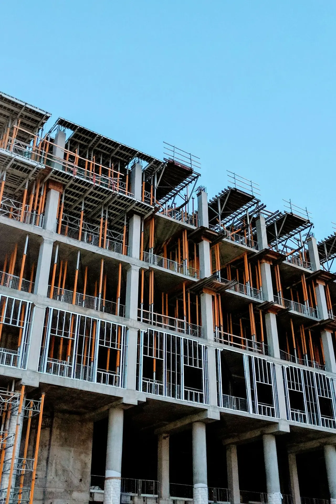 gray concrete building under construction